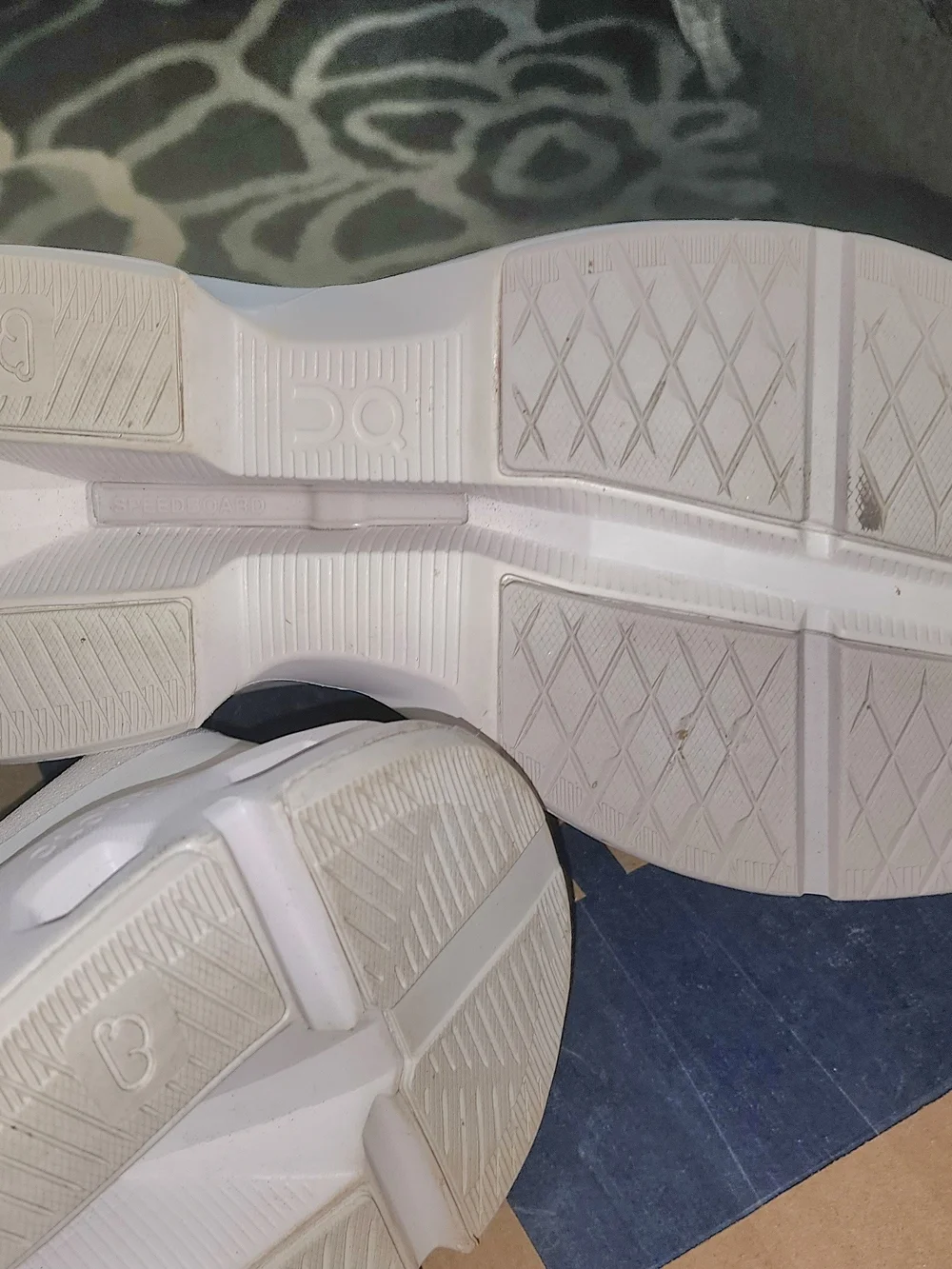 Men's Athletic Sneakers in White - Lightweight Performance Sz 13 Like New